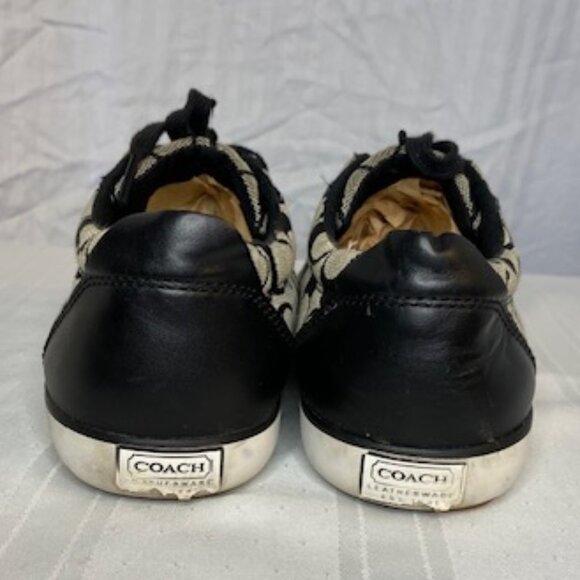 Coach Sneakers size 7 1/2 B - Picture 3 of 7